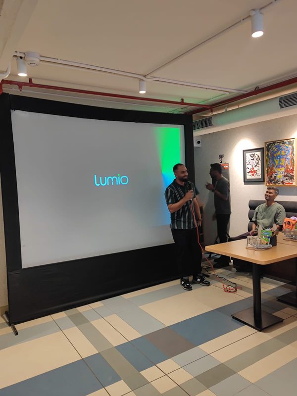 Lumio Vision fan event