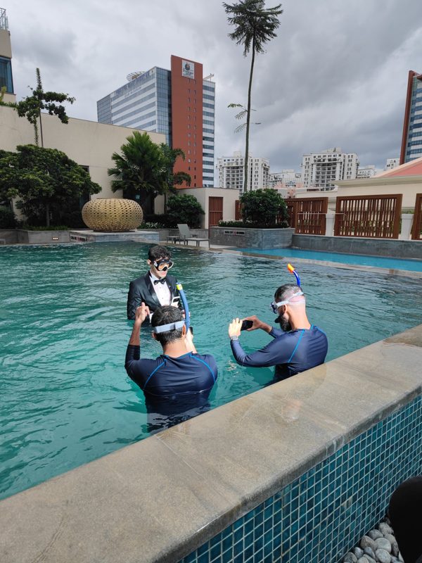 Mi 11 Ultra underwater BTS